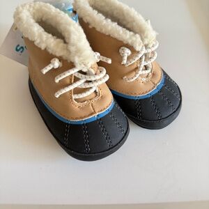 4/$25 Carters Baby Tan and Black Kids Boots Blue Trim Winter Cozy Outdoor 0-3 mo